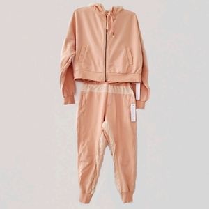 🍑 YFB 2 piece crop hoodie joggers pants set XS S